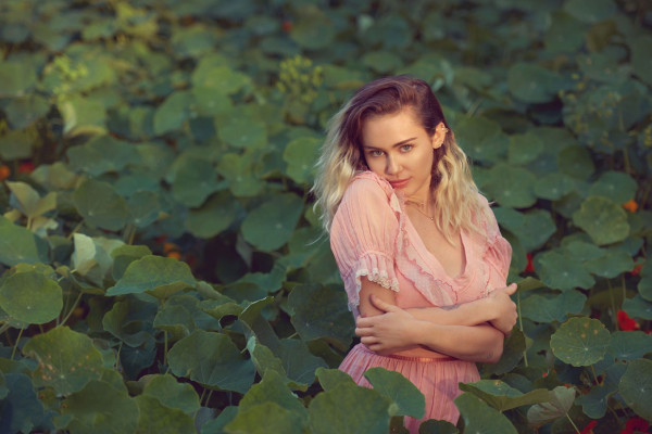 Miley Cyrus pic #931764