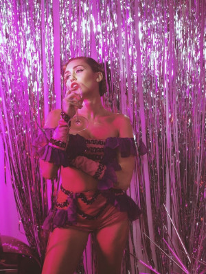photo 9 in Miley gallery [id1352911] 2024-06-30 00:00:00