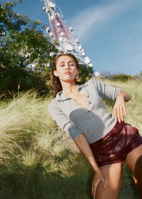 Miley Cyrus pic #1355440