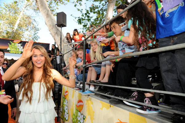 photo 3 in Miley gallery [id153270] 2009-05-05 00:00:00