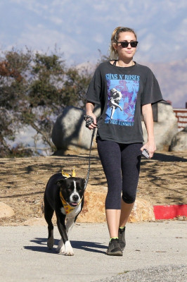 photo 16 in Miley gallery [id1002426] 2018-01-27 00:00:00