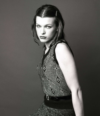Milla Jovovich pic #206997