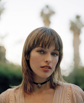 photo 18 in Milla Jovovich gallery [id120259] 2008-12-12 00:00:00