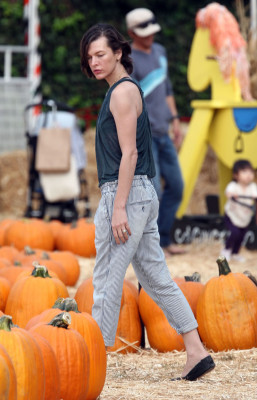 Milla Jovovich pic #543810