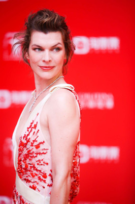 Milla Jovovich pic #946490
