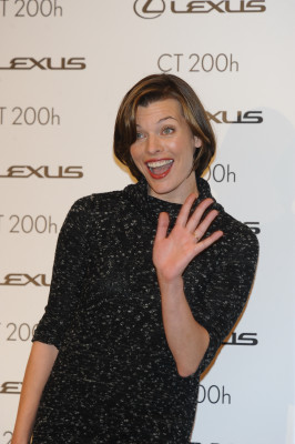Milla Jovovich pic #359481