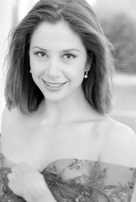 Mira Sorvino pic #186032