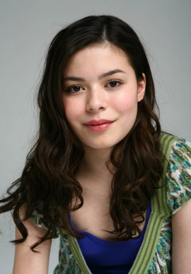 Miranda Cosgrove pic #309039