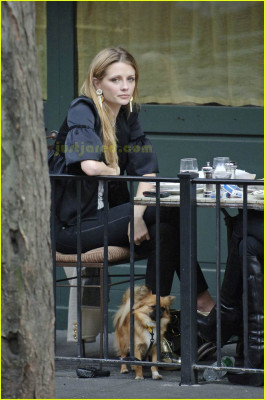 Mischa Barton pic #149670