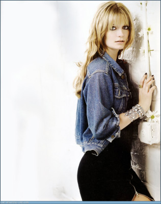 Mischa Barton pic #107590