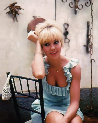 Mylene Demongeot  pic #1374073