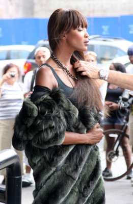 photo 14 in Naomi Campbell gallery [id603585] 2013-05-18 00:00:00