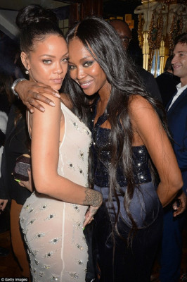 photo 12 in Naomi Campbell gallery [id746524] 2014-12-08 00:00:00