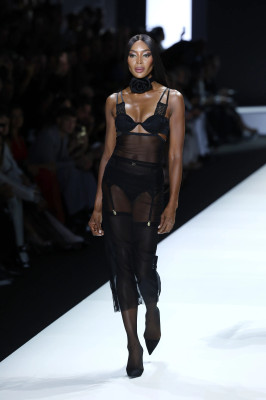 Naomi Campbell - Dolce & Gabbana Milan - Best