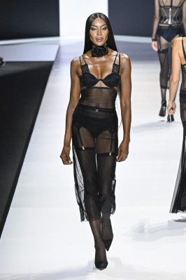 Naomi Campbell - Dolce & Gabbana Milan - Best