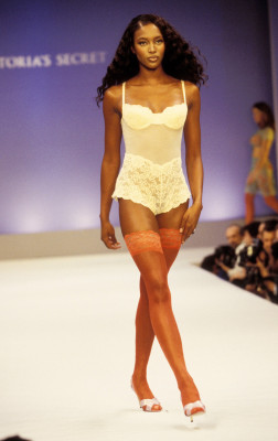 photo 13 in Naomi Campbell gallery [id1285821] 2021-12-10 00:00:00