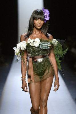 photo 18 in Naomi Campbell gallery [id758133] 2015-02-08 00:00:00