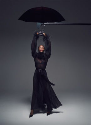 photo 3 in Naomi Campbell gallery [id1362885] 2025-01-06 00:00:00