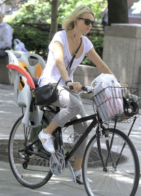 Naomi Watts pic #611971