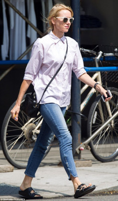 Naomi Watts pic #724609