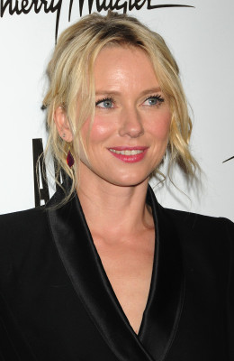 Naomi Watts pic #388217