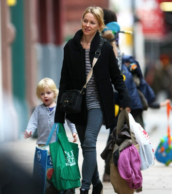 Naomi Watts pic #433971