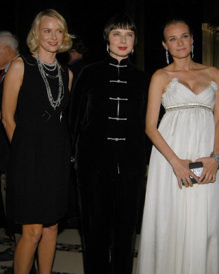 Naomi Watts pic #219912