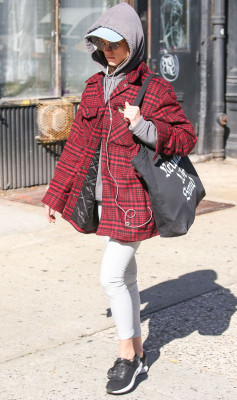 Natalia Dyer pic #1207550
