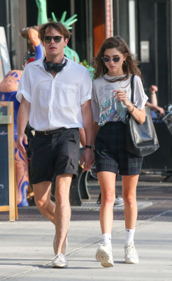 Natalia Dyer pic #1207589