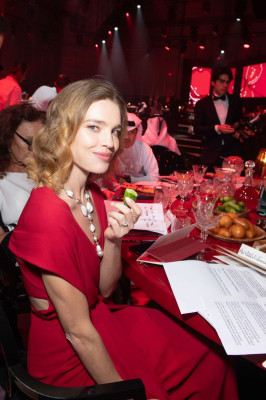 photo 24 in Natalia Vodianova gallery [id1288533] 2021-12-19 00:00:00