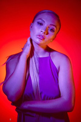 Natalie Alyn Lind pic #1054067
