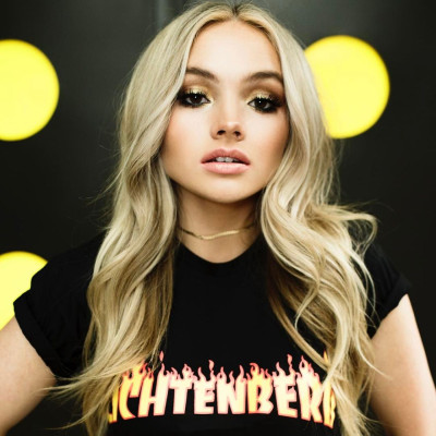 Natalie Alyn Lind pic #912584