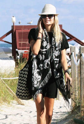 Natasha Poly pic #570212