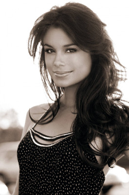 Nathalie Kelley pic #66861