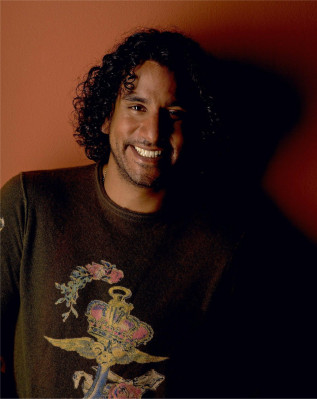 Naveen Andrews pic #189176