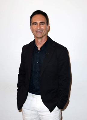 Nestor Carbonell pic #1377922