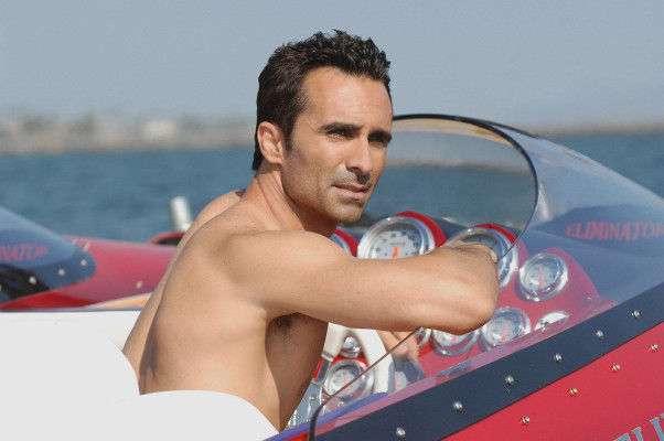 photo 27 in Nestor Carbonell gallery [id1249252] 2021-03-01 00:00:00