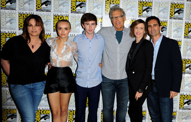 photo 3 in Nestor Carbonell gallery [id1244486] 2020-12-31 00:00:00