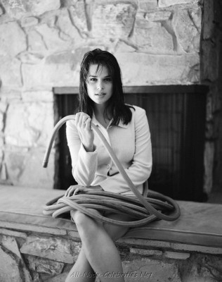 Neve Campbell pic #116477