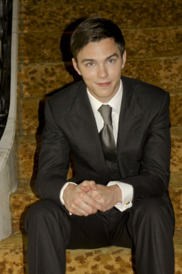 Nicholas Hoult pic #711338