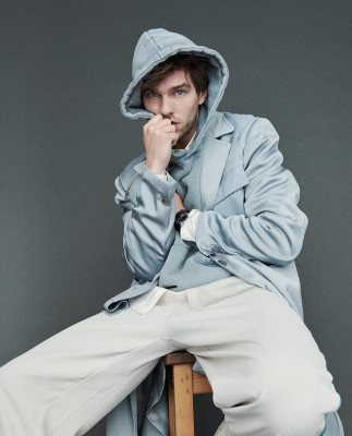 Nicholas Hoult pic #1327311