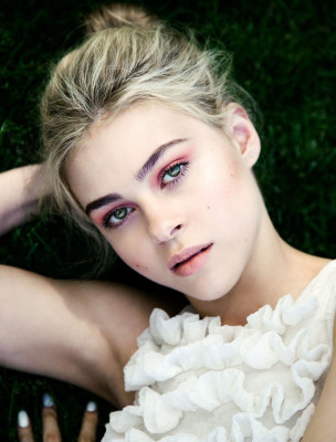 photo 5 in Nicola Peltz gallery [id744894] 2014-12-04 00:00:00
