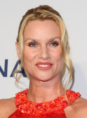 Nicolette Sheridan pic #305318
