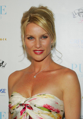 Nicolette Sheridan pic #333040