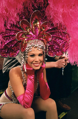 Nikki Cox pic #32949