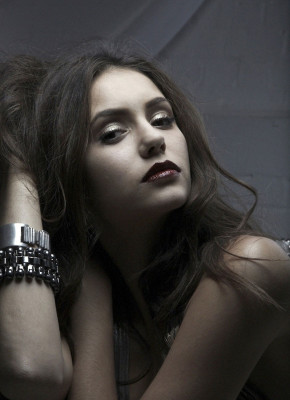 Nina Dobrev pic #457041