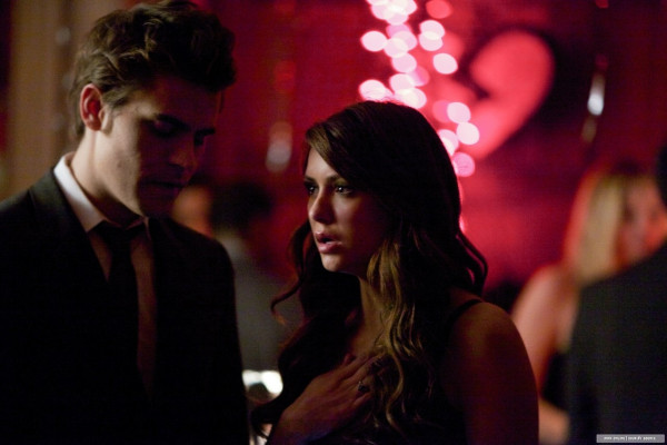 Nina Dobrev pic #663721