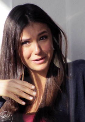 Nina Dobrev pic #681045