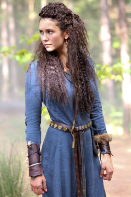 Nina Dobrev pic #757688