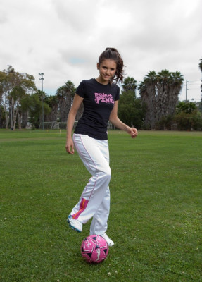 Nina Dobrev pic #392425